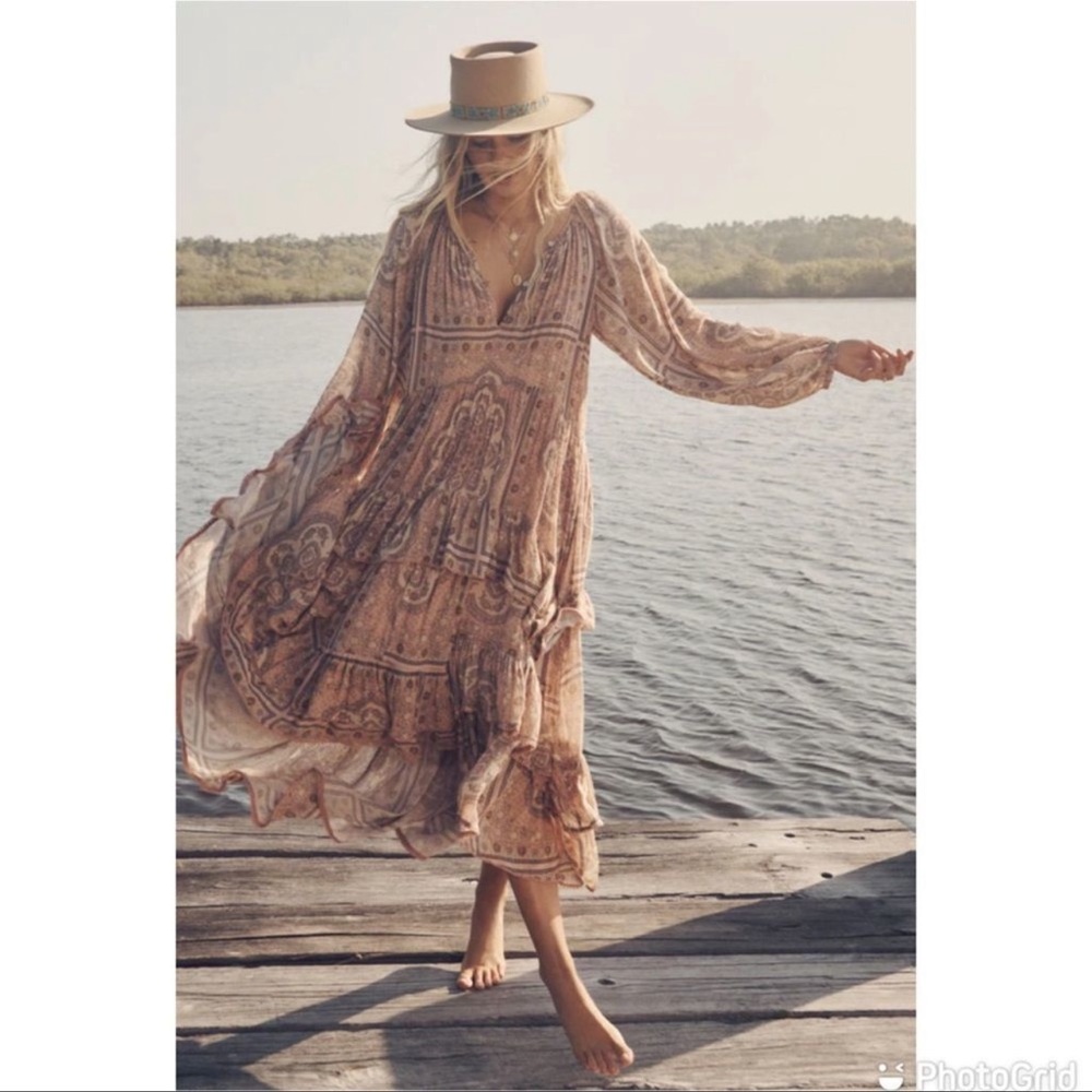 Spell & The Gypsy Collective Rumour Print Elle Gown in Dusty Pink, Size Medium